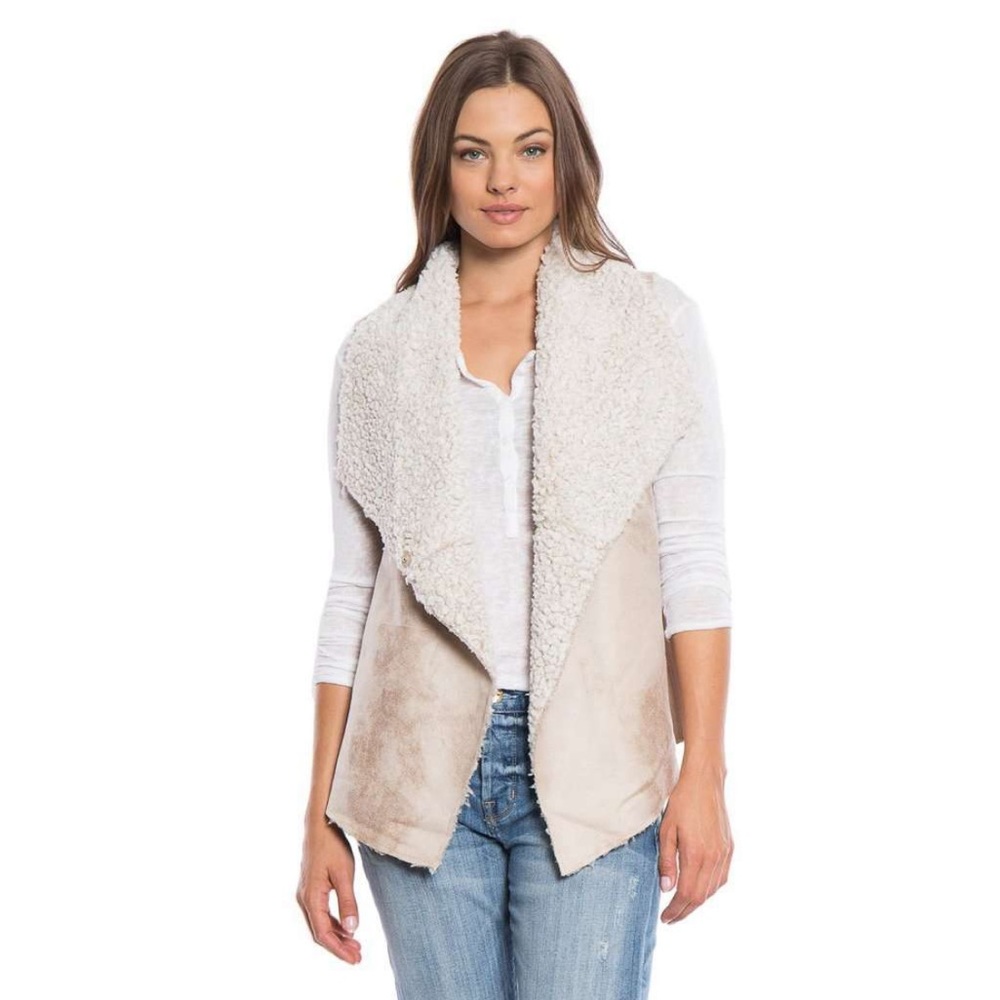 Dylan Sherpa Lined Faux Suede Softsnap Vest size M 🆕 True Grit Beige NEW $130
